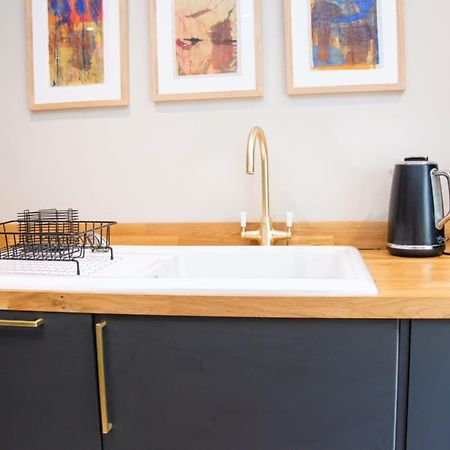 Apartament Unique 2 Bed In The Heart Of Bath With Parking Zewnętrze zdjęcie