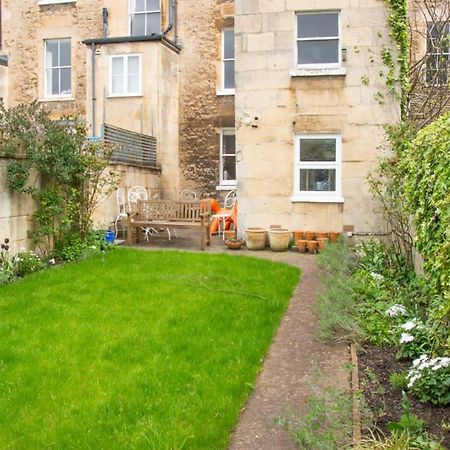 Apartament Unique 2 Bed In The Heart Of Bath With Parking Zewnętrze zdjęcie