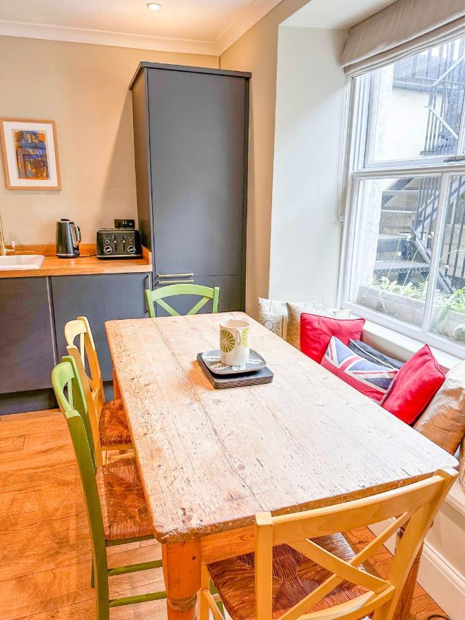 Apartament Unique 2 Bed In The Heart Of Bath With Parking Zewnętrze zdjęcie